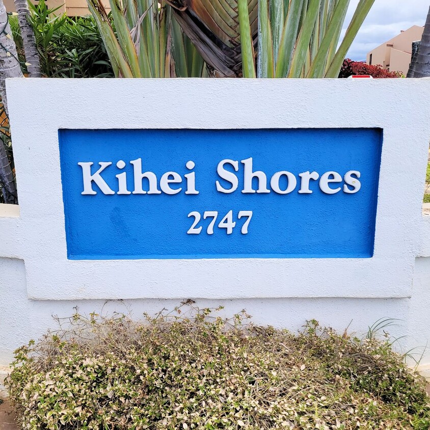 Foto principal - Nice 2 Bedroom Condo across from Kamaole I...