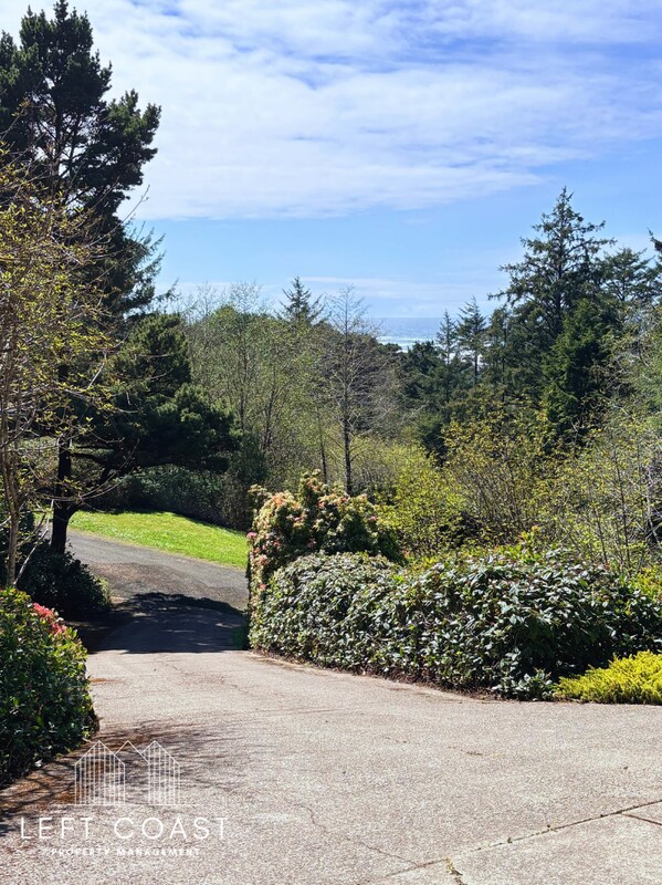 Foto del edificio - 7205 SW Burl Dr