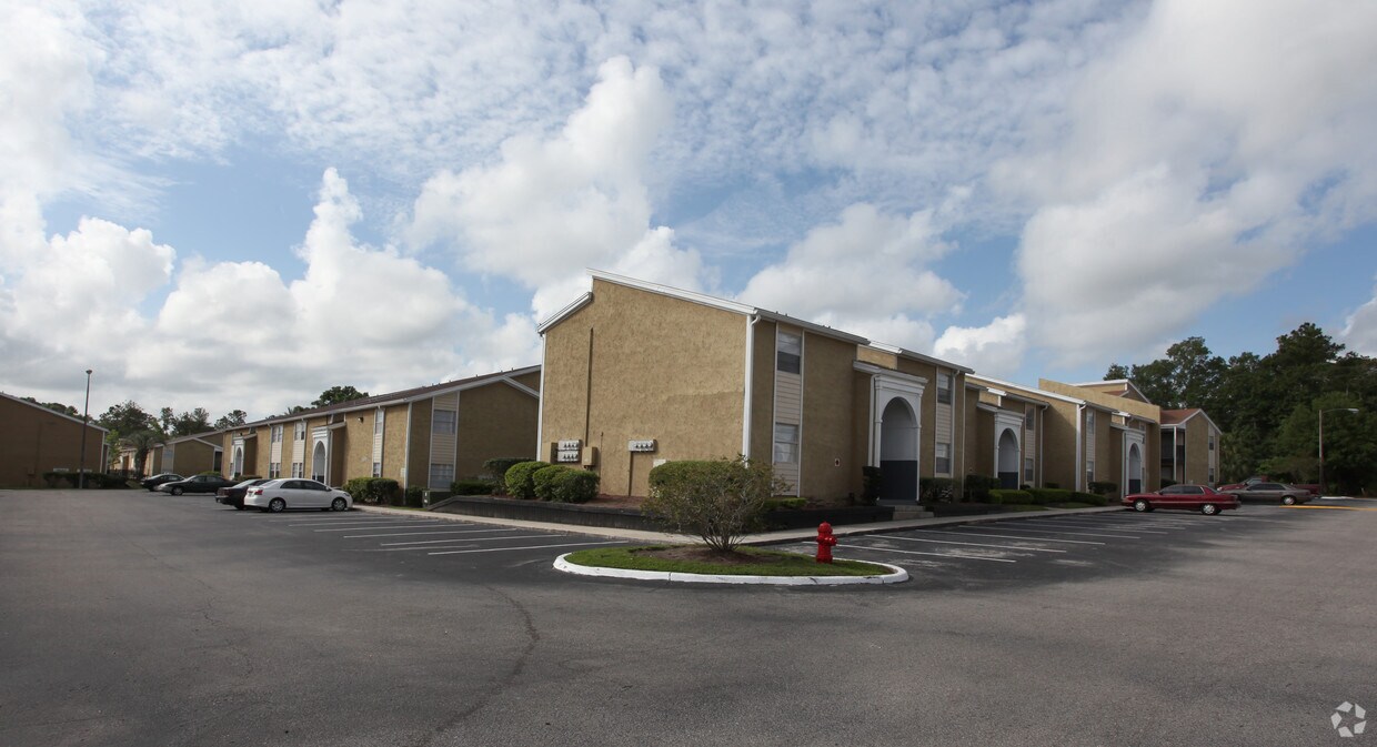 Cross Creek Apartments Apartments 1441 Manotak Ave Jacksonville, FL