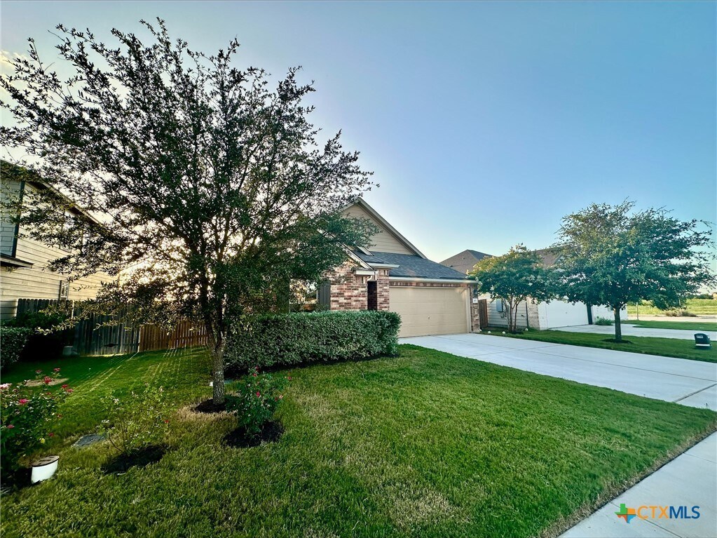 102 Schuylerville Dr, Elgin, TX 78621 House Rental in Elgin, TX