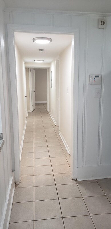 Photo - 4140 Rainbow Dr House