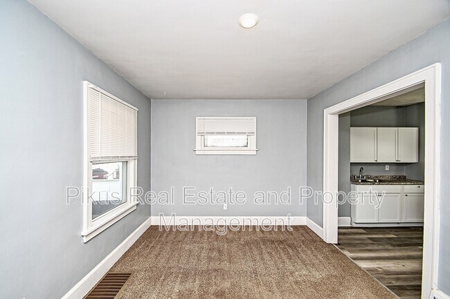 Foto del edificio - 2912 Grove Pl SW