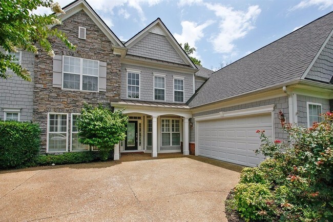 Building Photo - 1514 Red Oak Dr