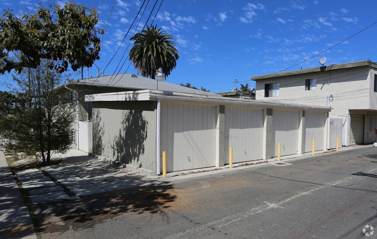 Building Photo - 602 Clementine St
