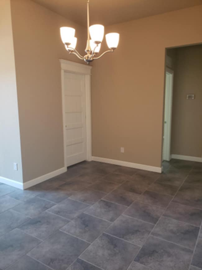 Photo - HOME FOR THE HOLIDAYS 1 MONTH FREE