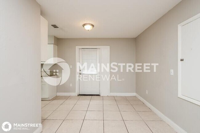 Foto del edificio - 3250 Wallington Dr, Orlando, FL 32810