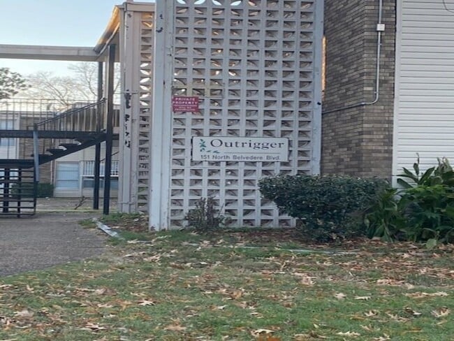 Building Photo - 151 N Belvedere Blvd