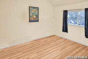 Foto del edificio - 3202 Eisenhauer Rd