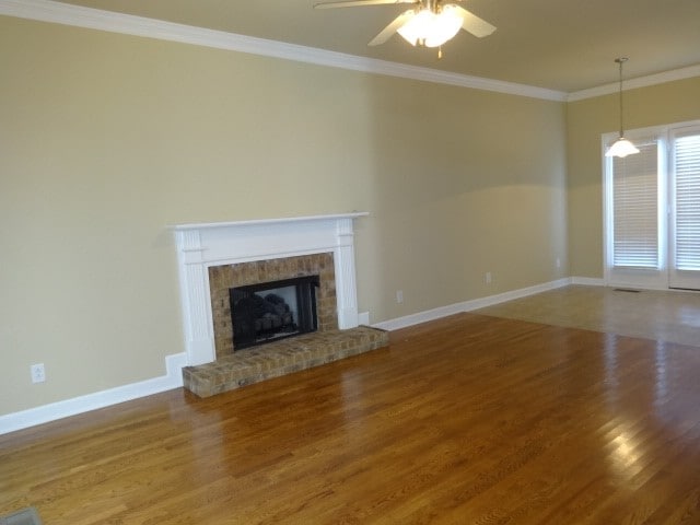 Building Photo - 2271 Dewey Dr