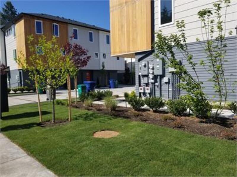 Primary Photo - 1806 SW 96th Ln