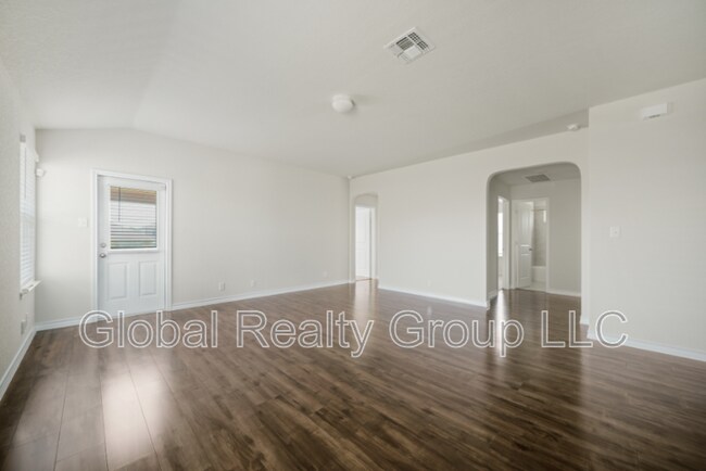 Building Photo - 213 Gravel Gray