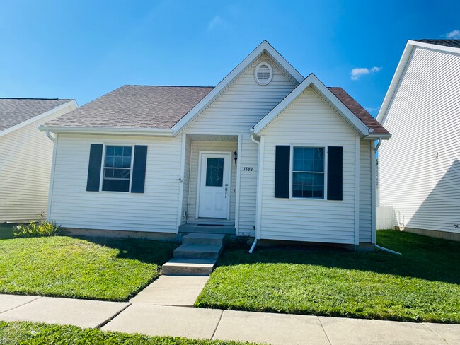 Building Photo - 1503 S Smith Rd