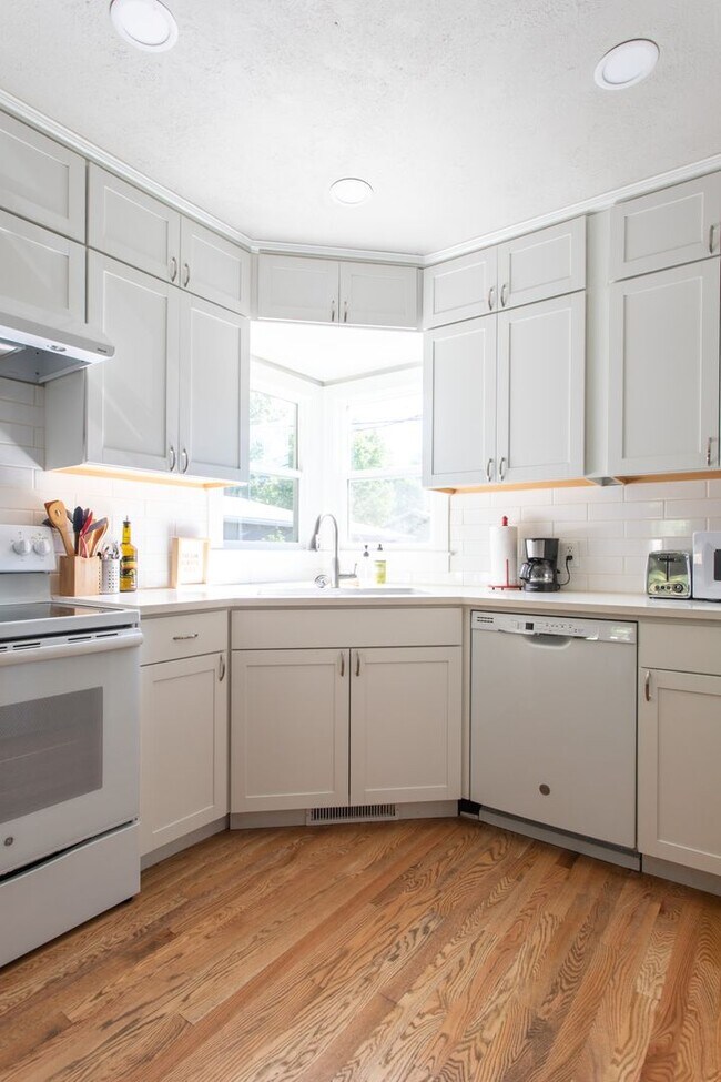 Foto del edificio - Cozy 2-Bedroom Retreat in North End Boise: Fantastic Location with Elegant Upgrades