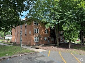 Building Photo - 195 Kearsing Pkwy