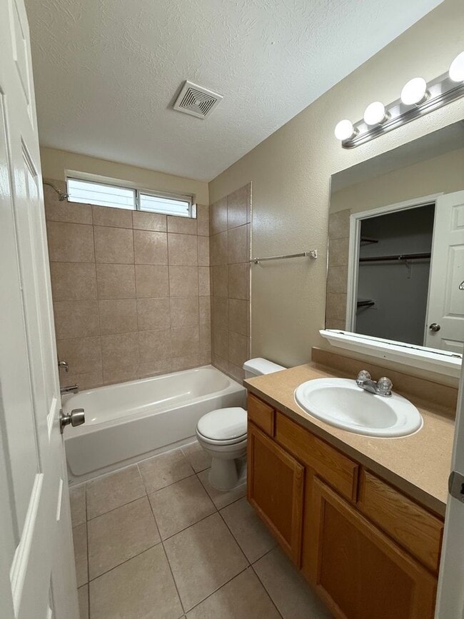 Building Photo - 5909 Allison Rd