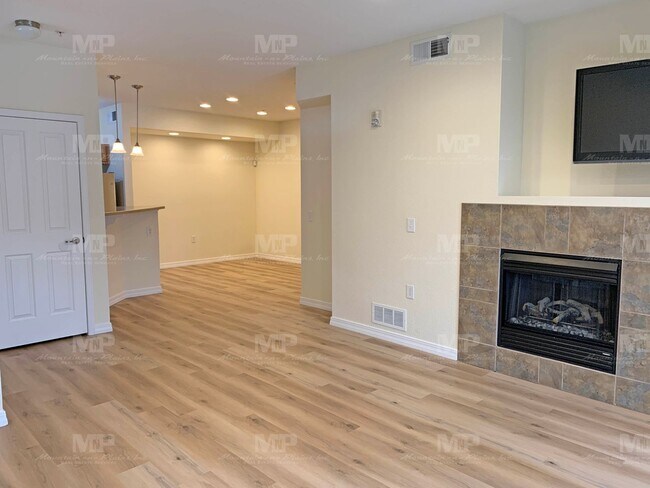 Foto del edificio - 2133 Krisron Rd