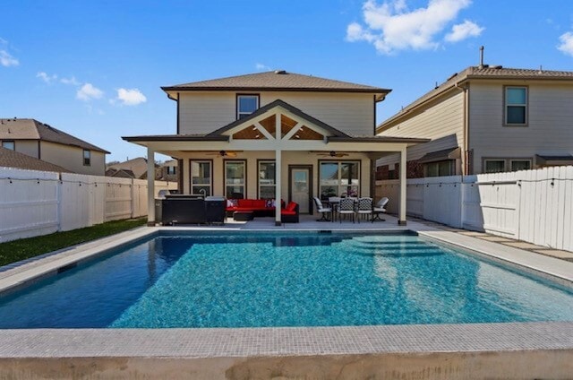 Foto del edificio - 18426 White Stallion Ln