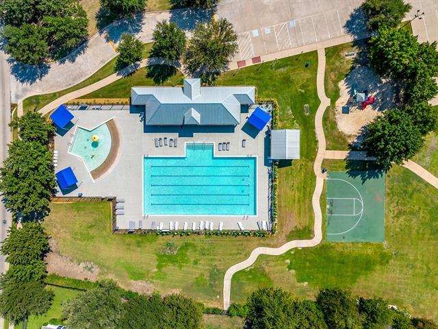 Foto del edificio - 2420 Priscella Dr