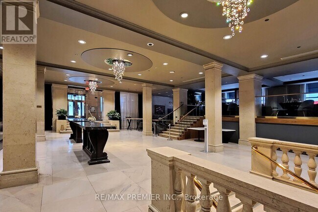 Building Photo - 1 King St W