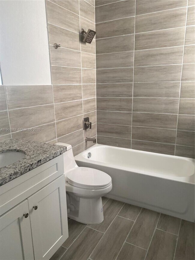 Foto del edificio - 24940 SW 134th Ave