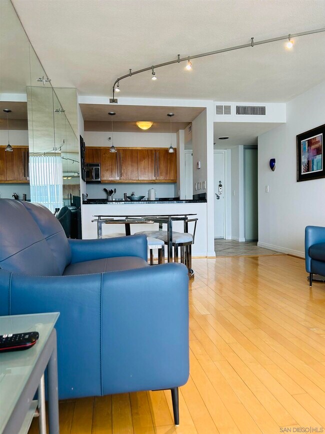 1810 Avenida Del Mundo Unit 1501, Coronado, CA 92118 Condo for Rent