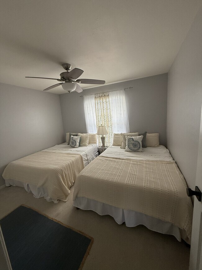 Foto del edificio - 4718 SW 12th Pl