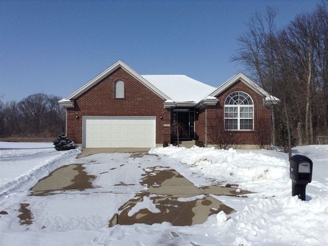 Building Photo - 417 Blue Bell Court