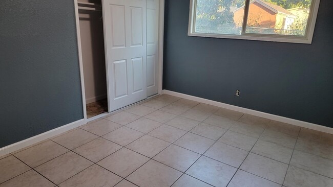 Building Photo - 1332 Emeric Ave