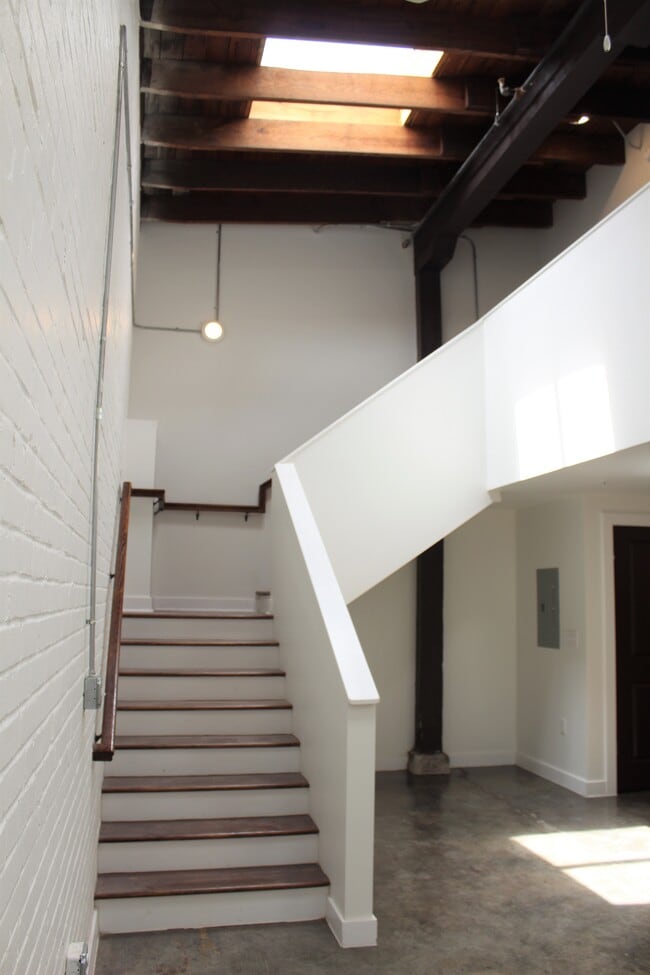 Building Photo - 408 Wellons St