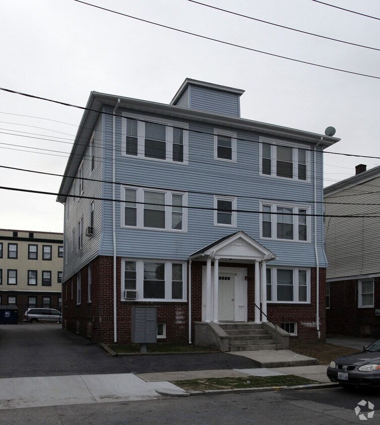 20 Congress Ave, Providence, RI 02907 Apartments in Providence, RI