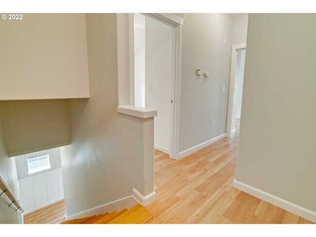 Building Photo - 22844 SW Forest Creek Dr
