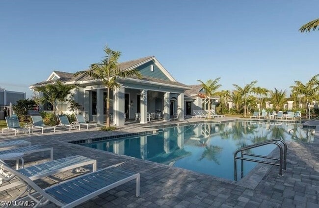 Building Photo - 2567 Seychelles Dr