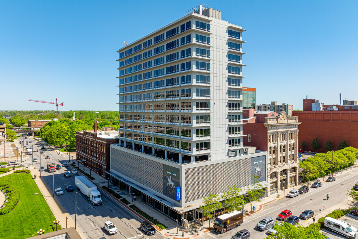 Primary Photo - Anthony Wayne Building