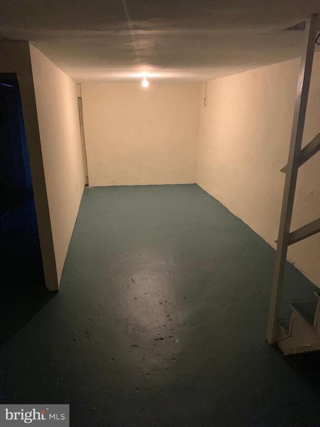 Foto del edificio - 6515 Bingham St