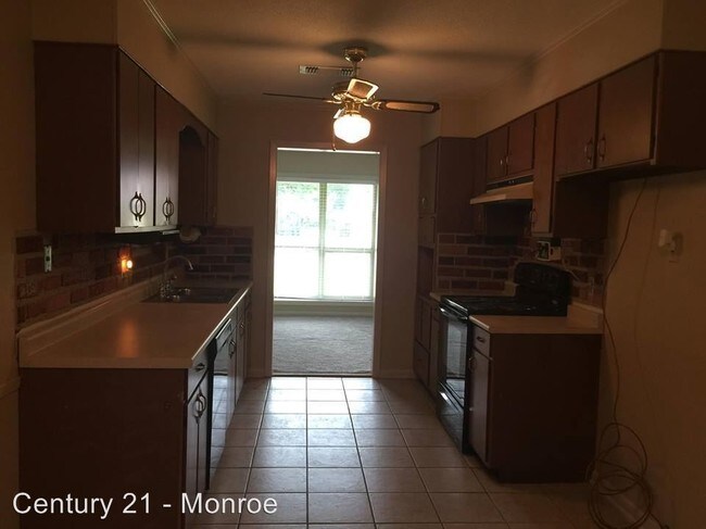 Building Photo - 3 br, 2 bath House - 40 Fair Oaks Drive