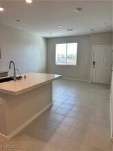 Building Photo - 860 Angwin Ln