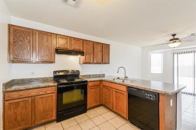 Building Photo - 4895 E American Beauty Drive, Tucson, AZ, ...