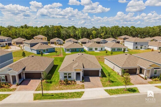 Foto del edificio - 4847 Edensbridge Ln