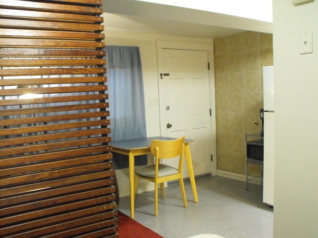 Foto del edificio - 517 Montgomery St