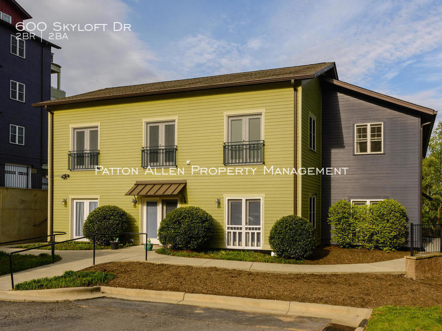 Primary Photo - Beautiful open-concept downtown condo
