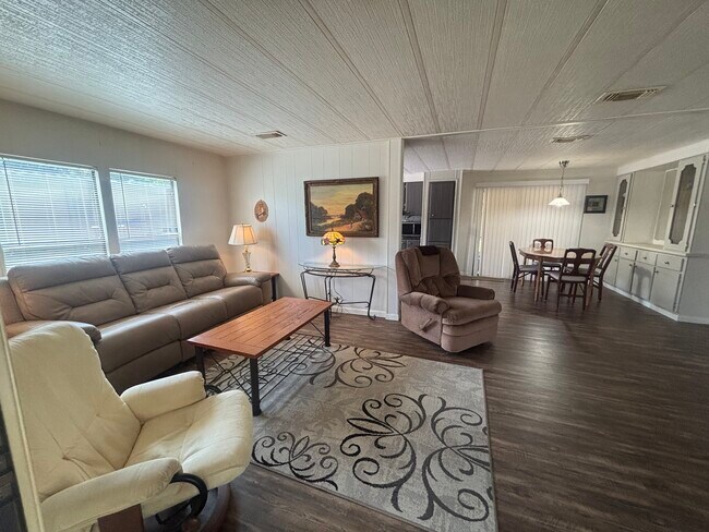 Foto del edificio - 2658 SW Monarch Trl