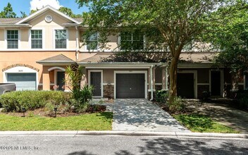 Building Photo - 5881 Moonstone Ct