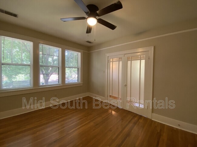 Building Photo - 809 N Orange St