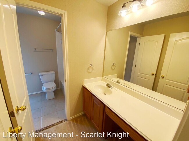 Building Photo - 4 br, 2.5 bath House - 5818 Bellaire Point