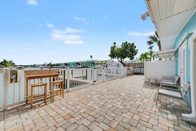 Foto del edificio - 711 E Gulf Blvd