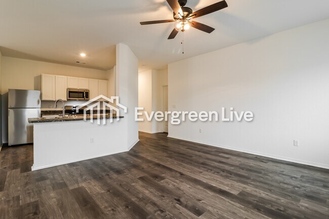 Foto del edificio - 113 Terrence Dr