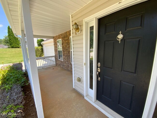 Building Photo - 650 Stonecrest Dr