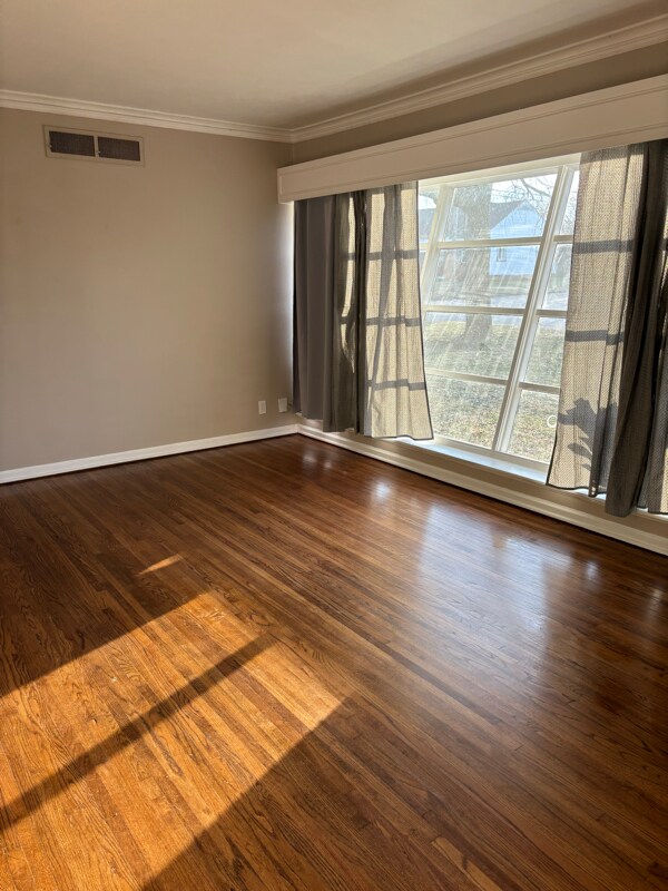 Foto del edificio - 745 S Sandusky Ave