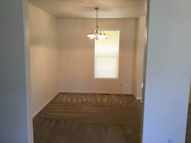 Building Photo - 3 Bedroom house in Bethel-Danebo Area