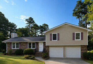 Building Photo - 552 Plantation Blvd
